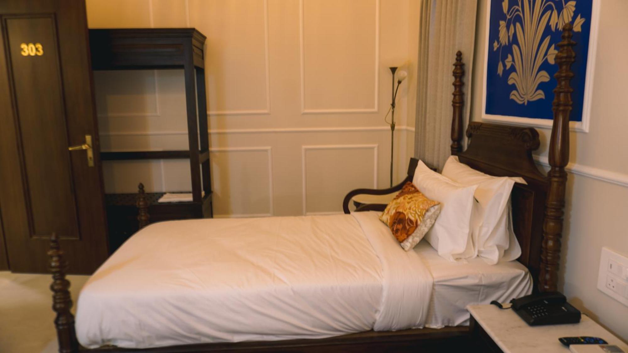 Hotel Naren Villa ウダイプル エクステリア 写真