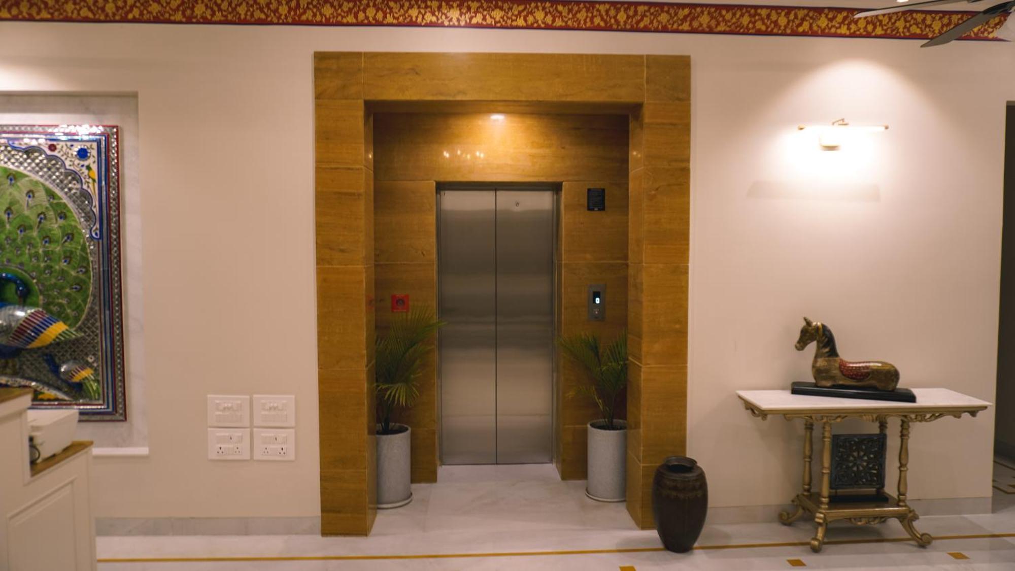 Hotel Naren Villa ウダイプル エクステリア 写真